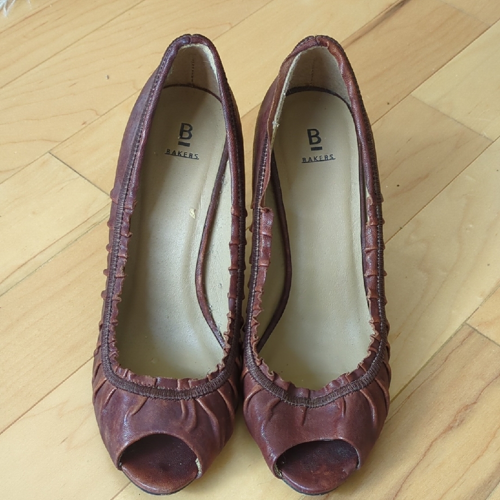 Bakers Elegant Brown Peep-Toe Heels